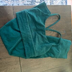 Vuori leggings and bra